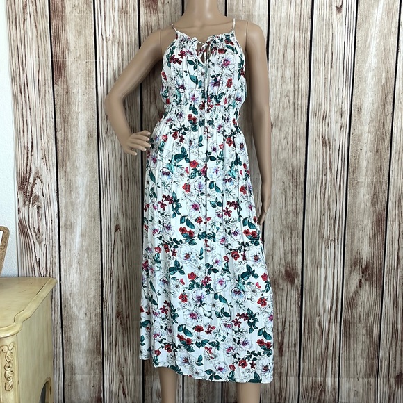 FAVLUX Dresses & Skirts - Favlux Fashion White Stretchy Floral Maxi Dress with White Lining Med
